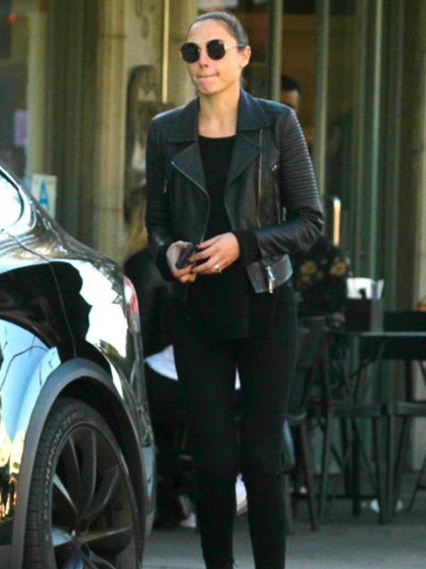 Gal Gadot Black Jacket - Image 3