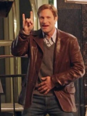 Love Happens Aaron Eckhart Brown Coat