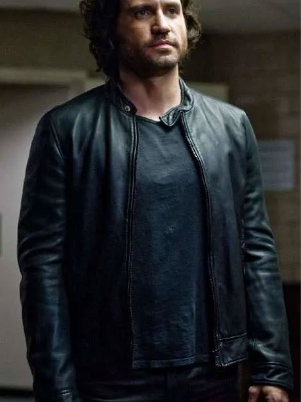 Deliver Us from Evil Edgar Ramirez Black Jacket